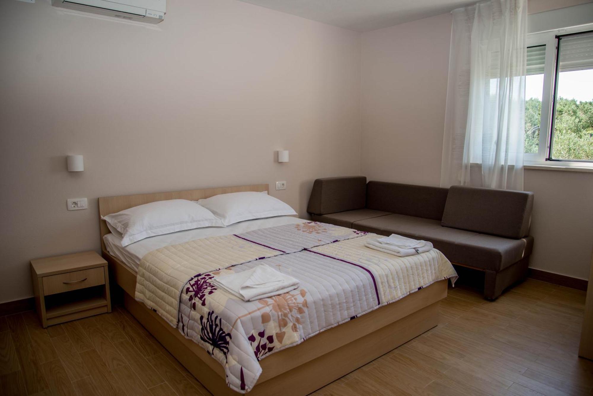 Waterfront Apartments - Tučepi Exterior foto