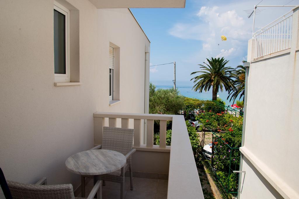 Waterfront Apartments - Tučepi Exterior foto